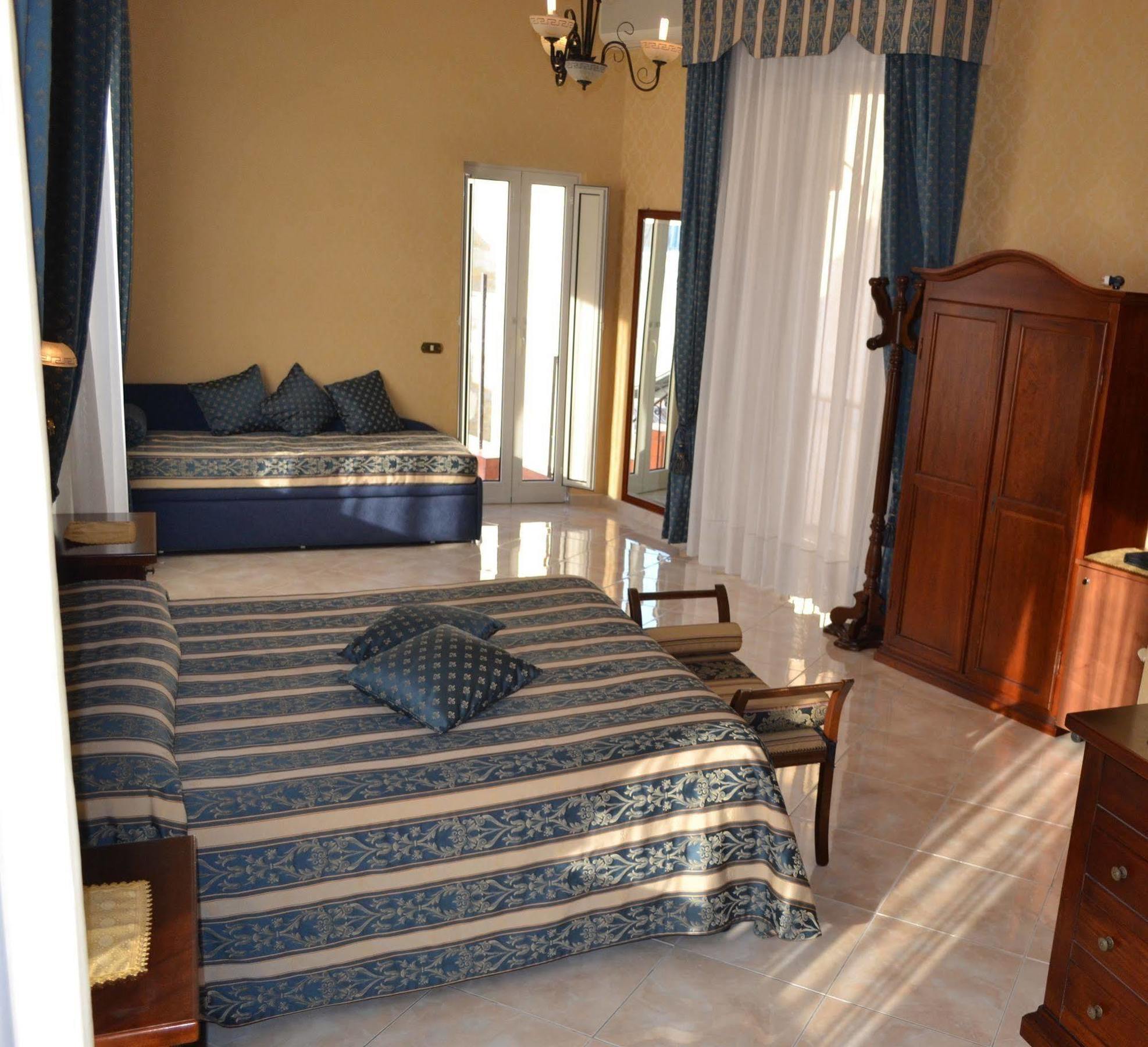 Frühstückspension Toledo 3*